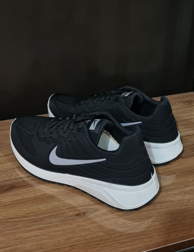 خرید کتونی قیمت مناسب