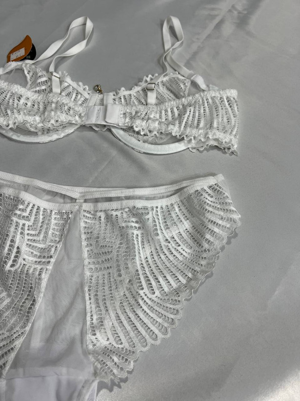 خرید ست شورت و سوتین