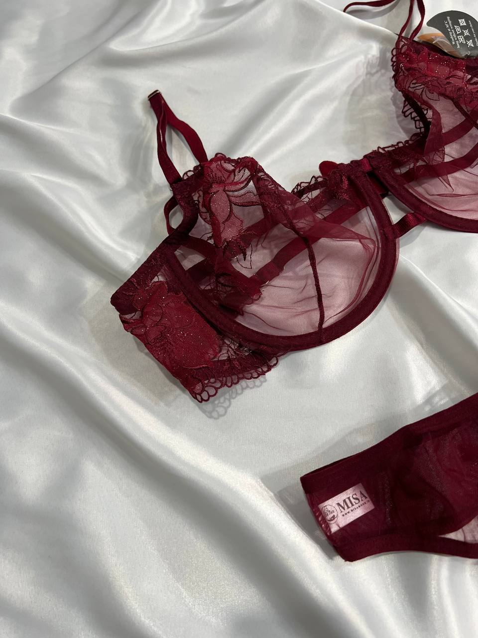 ست شورت و سوتین زنانه