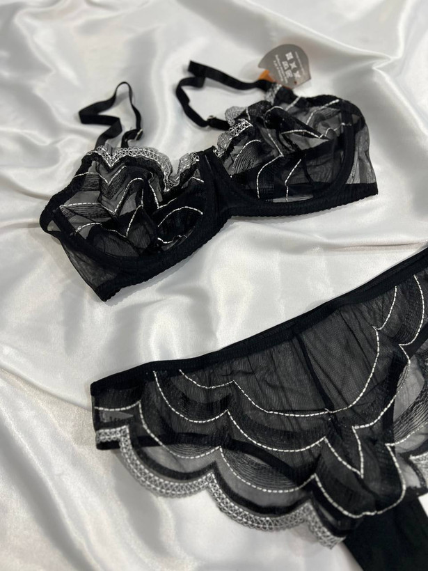 خرید ست شورت و سوتین زنانه