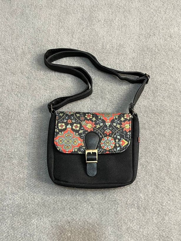 کیف سنتی زنانه