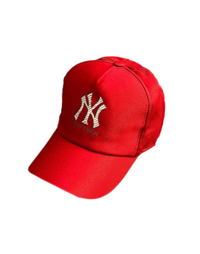 کلاه کپ مدل ان وای با طرح گلدوزی