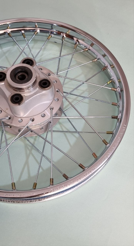 چرخ عقب کامل موتورسیکلت هوندا